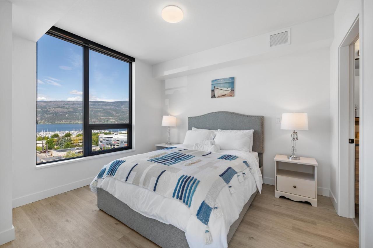 Brand New Luxury Downtown Near The Beach #13 Келоуна Екстериор снимка